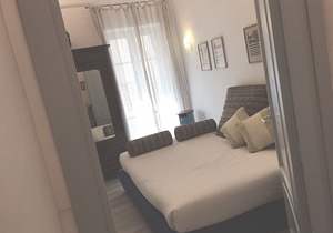 WIN-SUITE A few steps from the Spanish Steps and Via Condotti and Via del Corso