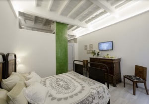 WIN-SUITE A few steps from the Spanish Steps and Via Condotti and Via del Corso