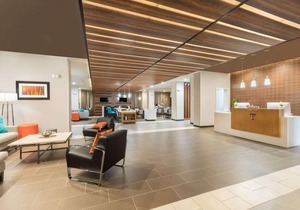 Wingate by Wyndham Lubbock