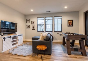 Winter Availability! Welcoming, Modern Condo with Three Bedrooms plus a Flex Bonus Room