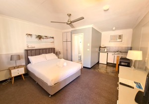 Woolgoolga Beach Motel Unit 6