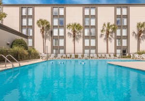 Wyndham Garden Summerville