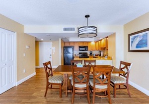 Wyndham Royal Vista - 2 Bedroom Condo