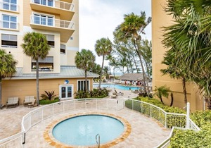 Wyndham Royal Vista - 2 Bedroom Condo