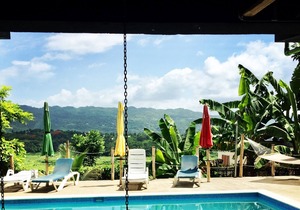 YD Rooftop Lounge ocean view salt water pool with mountain view large 2bdrm