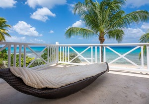 ZenBreak Radwood Villa is a 3 bedroom beachfront home on the West Coast