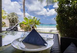 ZenBreak Radwood Villa is a 3 bedroom beachfront home on the West Coast