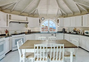 ZenBreak Whitegates is a luxury 4 bedroom beachfront villa on the West Coast