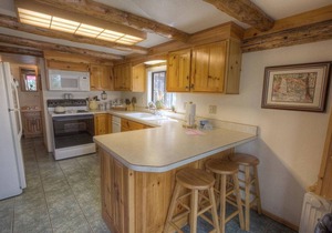 Zephyr Cabin, Private Beach (NVH0581)