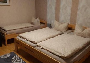 Zimmer Schmitz