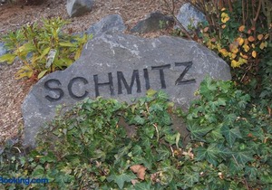Zimmer Schmitz