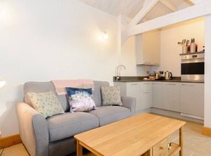 Accommodation Thornhill Royal Wootton Bassett | Broad Town