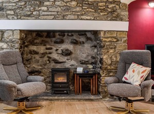 Accommodation Llanfynydd | Llanfynydd