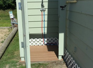 Beach Cottage East Matunuck | Snug Harbor