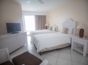 Foot The Caribbean | Maho