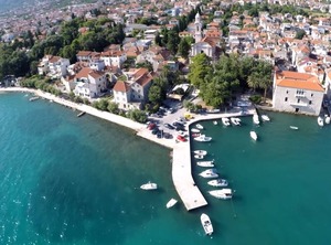 Bikic Kaštel Lukšić | Kastela
