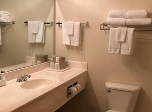 Affordability Meets Comfort At Guesthouse Kelso Longview | Kelso
