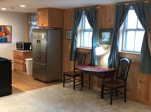 Apt Downtown Stonington | Stonington