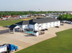 Atria Hotel Rv | McGregor