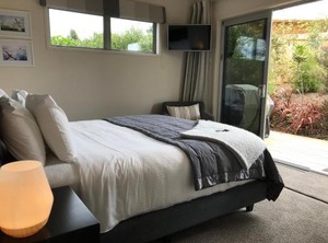 Aviator | Bell Block