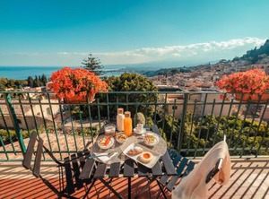 B Teatro Greco | Taormina City Centre