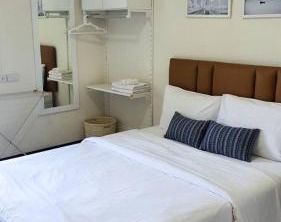 Baan Ploy | Old City