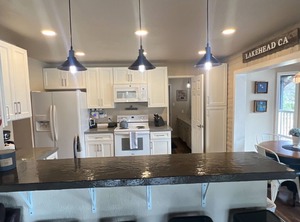 Lakefront Retreat | Lakehead