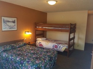 Birchwood Motel | Birchwood