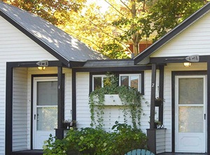 Creek Inn | Otter Creek