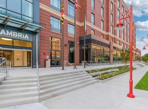 College Park Hotel | Berwyn