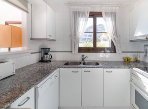 Cau Del Llop Llança | Llanca