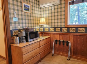 Cedar At The Inn Mazama | Mazama