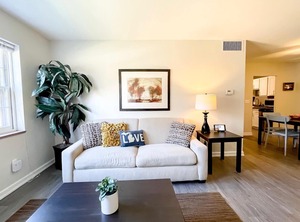 Heritage Hill Stay Discount | Grand Rapids