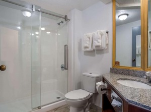 Clarion Inn Suites Airport | Grand Rapids