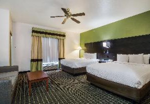 Clarion Inn Suites Weatherford | Weatherford