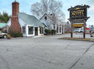 Colonial Motel | Brattleboro