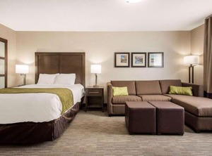 Comfort Inn Suites Red Deer | Red Deer