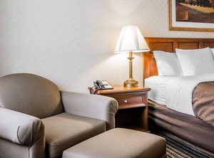 Comfort Inn Utica | Utica