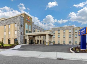 Comfort Suites Burlington | Burlington
