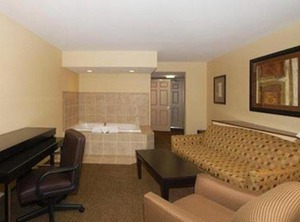 Comfort Suites Oshkosh | Oshkosh