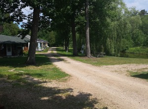 Cottage Autrain River Beach Rocks Waterfalls | Au Train
