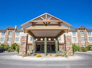 Country Inn | Barrio Hollywood