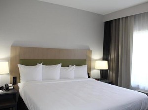 Country Inn | Brooklyn Center