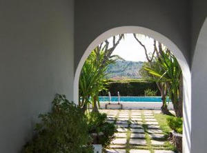 Country Villa Tennis Court | Velo-Vocha