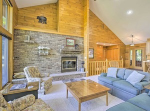 Cozy Lakefront Deck | Brill