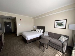 Crossroads Inn | Paradise