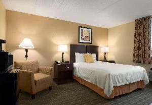 Days Hotel | Prospect Park