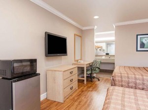 Days Inn | Paradise Valley