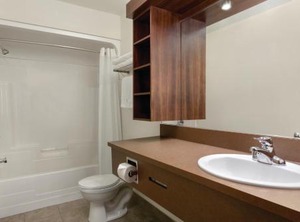Days Inn | Saint-Nicolas