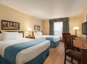 Days Inn | Saint-Nicolas